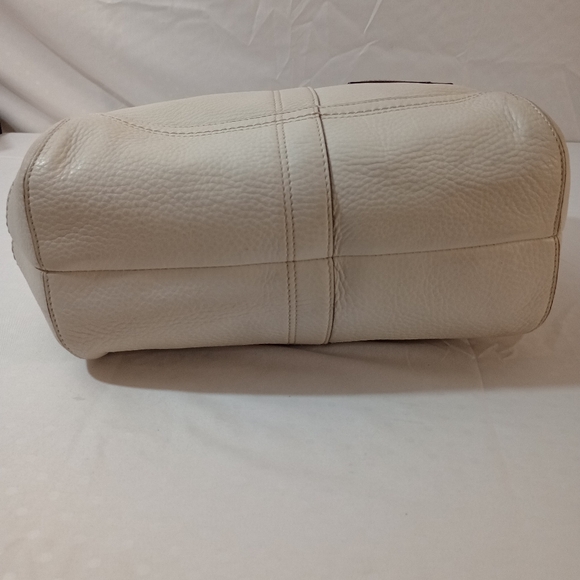 Coach Soho Leather Shoulder Bag - Picture 5 of 8